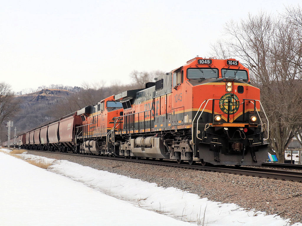 BNSF 1045